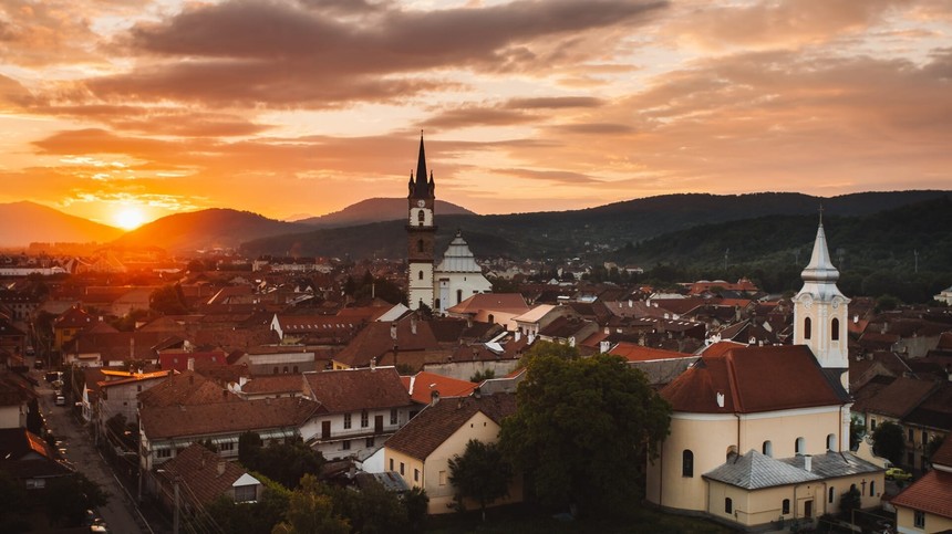 Bistriţa, inclusă în Reţeaua Oraşelor Creative UNESCO / Primar: Este o recunoaştere mondială a patrimoniului nostru arhitectural, a modului în care am ştiut să îmbinăm tradiţia cu inovaţia, dar şi a viziunii noastre pentru viitor