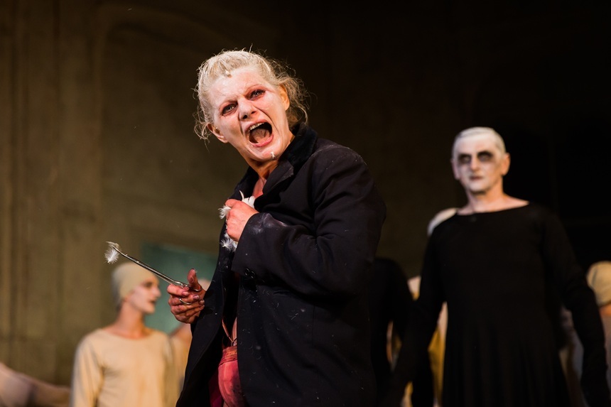 „Faust”, după J. W. Goethe, regia Silviu Purcărete, a atins borna celor 300 de reprezentaţii