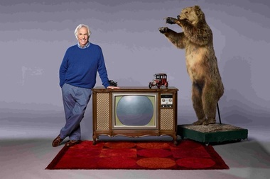 Seria-documentar „Istoria periculoasă cu Henry Winkler”, din 8 noiembrie pe History Channel România
