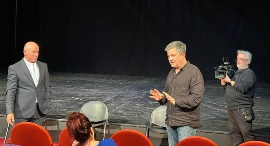 ⁠Ministrul Culturii a discutat cu actorii de la Teatrul Naţional Bucureşti despre concursul de manager: „Se cautǎ candidaţi cu viziune, proiecte care privesc evoluţia instituţiei, dezvoltarea colectivului artistic şi tehnic”