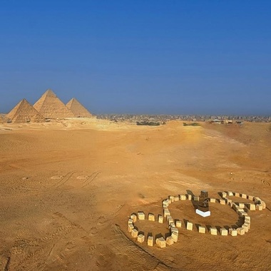 Egipt - O operă monumentală a lui Michelangelo Pistoletto a fost expusă la poalele piramidelor