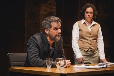 Trei mari festivaluri de teatru vor coproduce în 2026 "o dramă judiciară pe fondul unor mize ecologice şi politice"