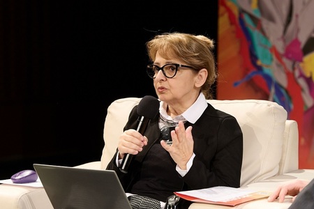 INTERVIU - Carmen Croitoru director general al Institutului Naţional pentru Cercetare şi Formare Culturală: "În afara susţinerii instituţiilor publice de cultură, nivelul de consum cultural se află în riscul unei scăderi şi mai abrupte"