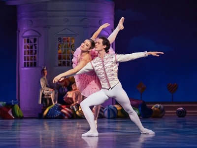 Alice Minoiu, director artistic al galei de balet „Balanchine’s Legacy”: „Un bilet cadou este o amintire pentru toată viaţa”/ VIDEO