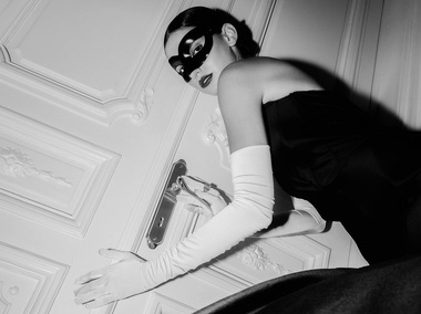 La Miţa Biciclista - Stabiliment Creativ organizează patru baluri anuale La Maison Nocturne/ Acces condiţionat de cod estetic riguros