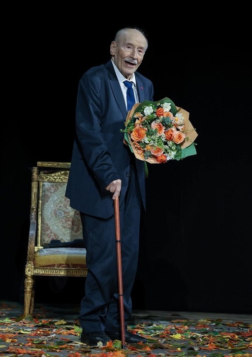 Actorul Victor Rebengiuc, laureat al Premiului "Marin Constantin" în cadrul Galei Madrigal 63