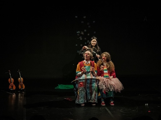 A început microstagiunea Barba 90, la Teatrul Griviţa 53