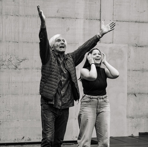 Microstagiunea "Barba 90" la Teatrul Griviţa 53 se încheie cu „Fiesta” - Theatre Neighbourhood Welcome Feast, o întâlnire unică între artişti şi comunitate