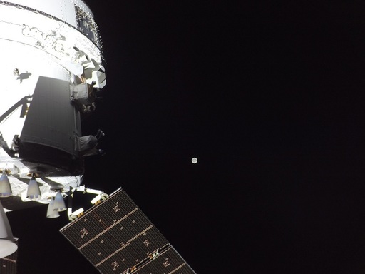 Destinaţia Luna - Astronauţii Artemis II sunt acum la jumătatea drumului - VIDEO
