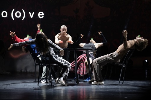 „Gro(o)ve”, spectacol de Radu Afrim, două reprezentaţii în iunie la Teatrul Naţional din Bucureşti