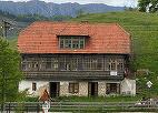 Charley Ottley restaurează centrul de vizitare original din Şirnea, primul sat turistic din România: Renaşte din ruine/ „Kings Arms” va fi dedicat Regelui Charles al III-lea pentru „toată dragostea, devotamentul şi sprijinul” acordate României - FOTO