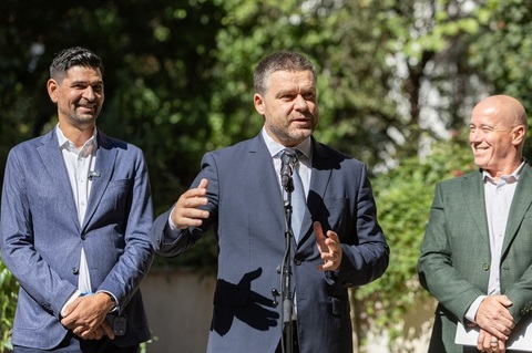 Triunghiul Muzeelor - primul district cultural, lansat în premieră la Bucureşti/ Primarul general a anunţat două finanţări de extindere a Muzeului "Antipa" şi de restaurare a Vilei Samurcaş
