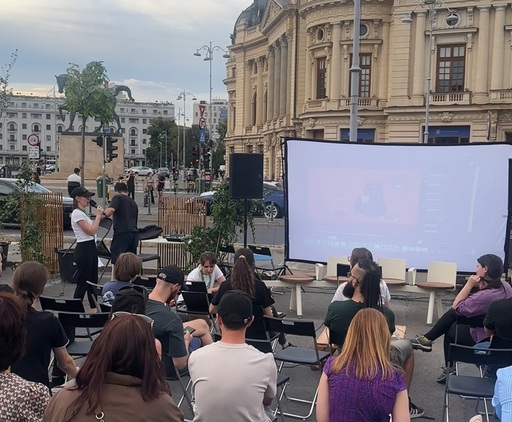 Grădina Întâlnirilor - Piaţa Revoluţiei devine, timp de o săptămână, un loc pentru oameni, cultură şi comunitate/ Accesul gratuit