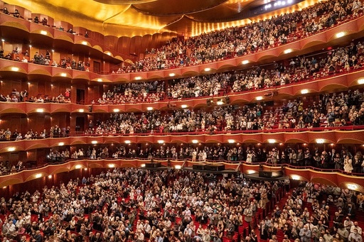 Met Opera din New York va distribui mii de bilete gratuite locuitorilor 