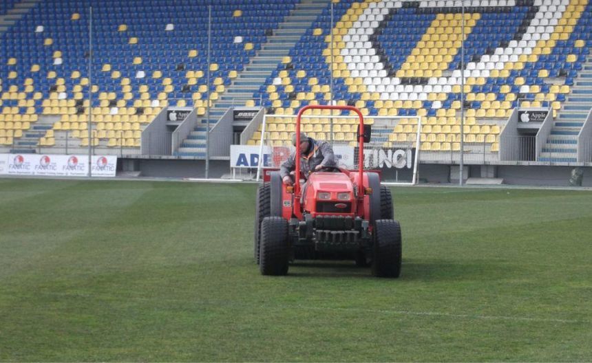 CSM Ploieşti a încheiat un contract de 20.000 de euro pentru întreţinerea gazonului de pe stadionul "Ilie Oană"