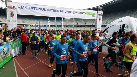 Peste 4.000 de participanţi la un maraton internaţional, la Cluj-Napoca. Proba de 42 de kilometri, câştigată de un kenyan
