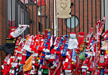 Greşelile poliţiei au cauzat dezastrul de pe Stadionul Hillsborough, din 1989