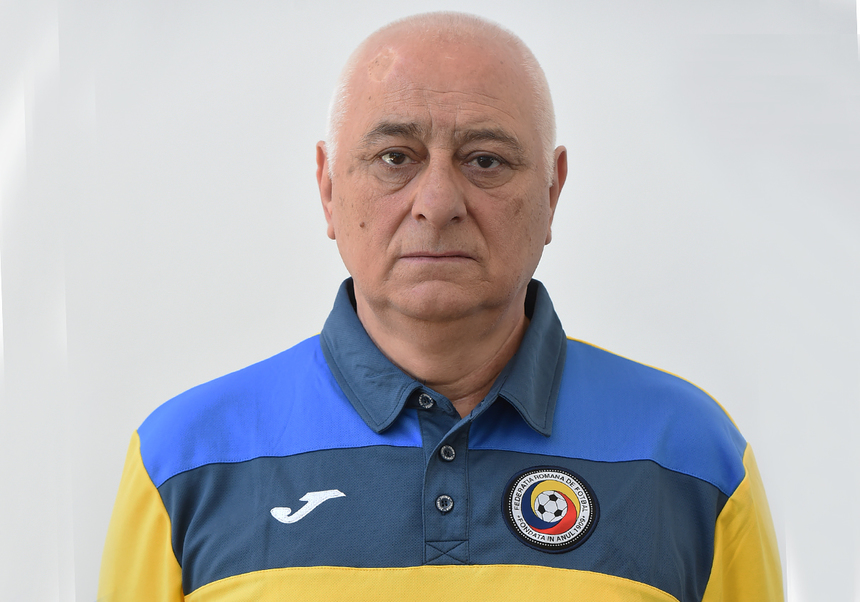 Medicul Pompiliu Popescu şi staful său de la echipa naţională au fost daţi afară de FRF