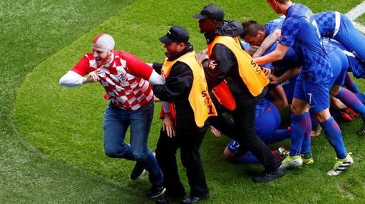 UEFA va hotărî la 21 iulie sancţiunile legate de meciul Turcia - Croaţia, la care a intrat un suporter pe teren