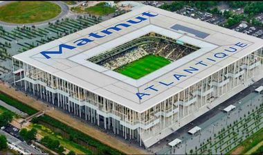 Poliţia franceză a descoperit un rucsac cu opt fumigene în apropierea stadionului din Bordeaux