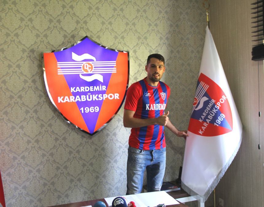 Valerică Găman a semnat un contract pe trei ani cu Karabukspor. VIDEO