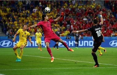 Ciprian Tătăruşanu a fost inclus în echipa dezamăgirilor după faza grupelor de la Euro-2016
