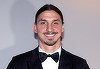 Zlatan Ibrahimovici a semnat un contract pe un sezon cu Manchester United