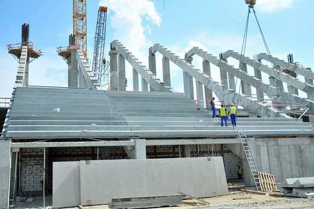 Olguţa Vasilescu: Noul stadion din Craiova va fi finalizat la sfârşitul anului, suprafaţa de joc va fi gata în februarie-martie 2017