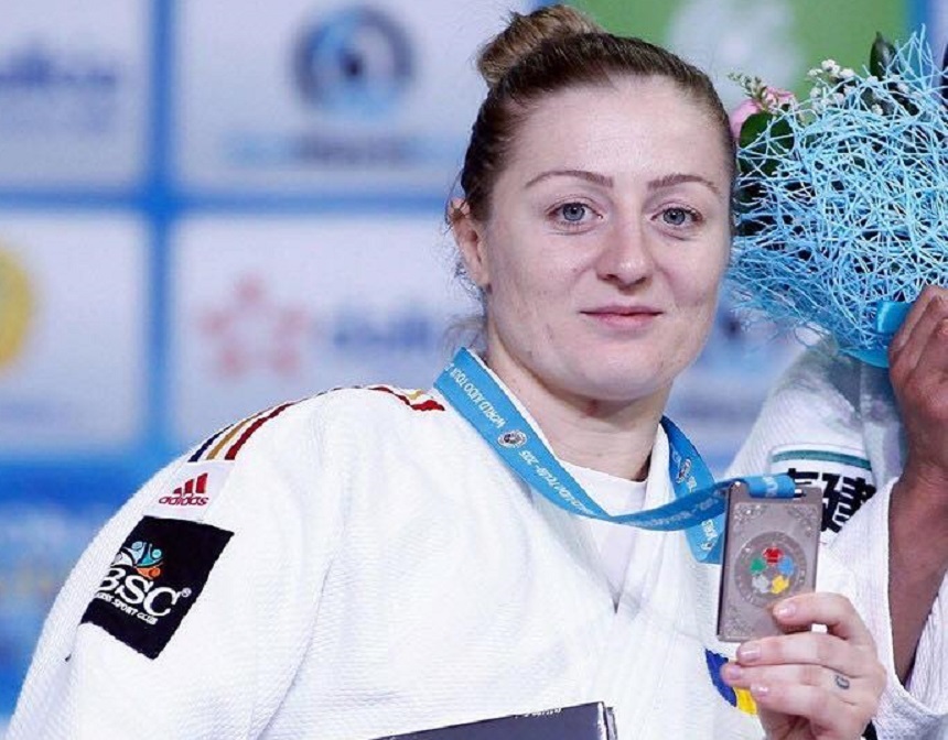 Corina Căprioriu, vicecampioană olimpică la judo: Mergem la Rio să scriem istorie!