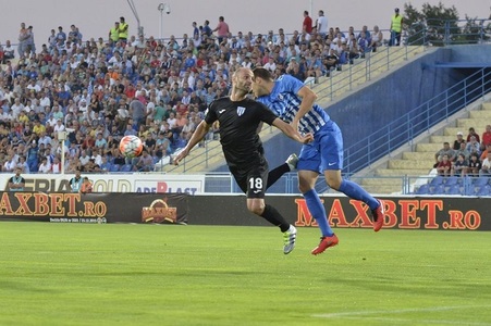 Pandurii Târgu Jiu a învins CSU Craiova, scor 2-1, în prima etapă; gorjenii au marcat ultimul gol în minutul 90+3