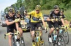 Chris Froome a câştigat pentru a treia oară Turul Franţei. Britanicul a sărbătorit cu bere şi şampanie