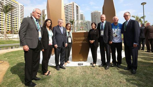 Un monument în memoria sportivilor decedaţi în timpul Jocurilor Olimpice a fost inaugurat în satul olimpic de la Rio