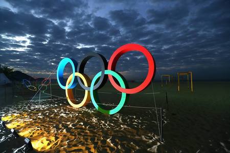 Delegaţiile de sportivi au început defilarea la Rio; prima este Grecia