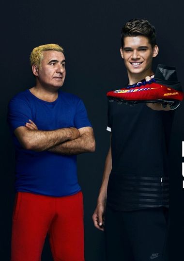 Gheorghe Hagi l-a vizitat pe fiul său Ianis, transferat în această vară de la FC Viitorul la AC Fiorentina