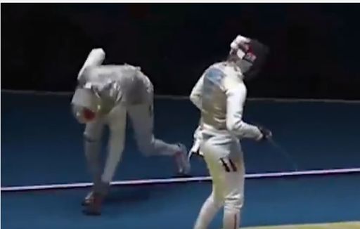 Unui scrimer i-a căzut telefonul din buzunar în timp ce concura la JO de la Rio (VIDEO)