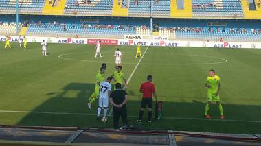 ASA Târgu Mureş a învins Gaz Metan Mediaş, scor 2-0, şi s-a calificat în sferturile de finală ale Cupei Ligii