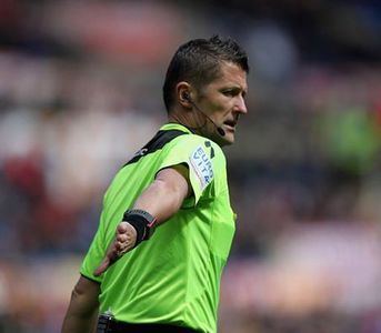 Italianul Daniele Orsato va arbitra partida Steaua Bucureşti - Manchester City