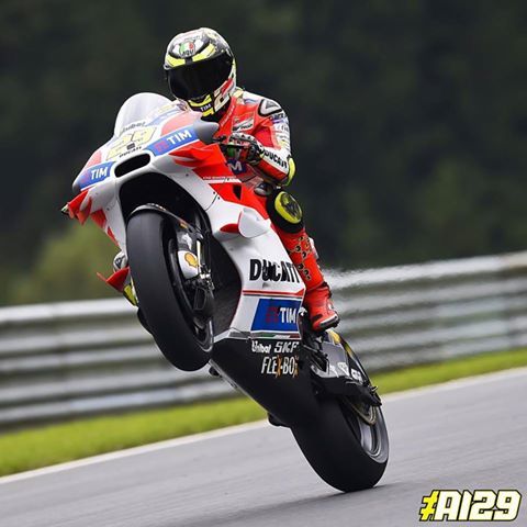 Italianul Andrea Iannone a câştigat Marele Premiu al Austriei la MotoGP