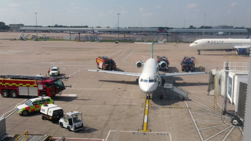 Conducerea clubului Manchester City, evacuată din avionul care urma să-i transporte în România