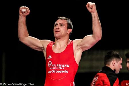 Lupte: Ion Iulian Panait, învins în calificările categoriei 66 kg de la Jocurile Olimpice