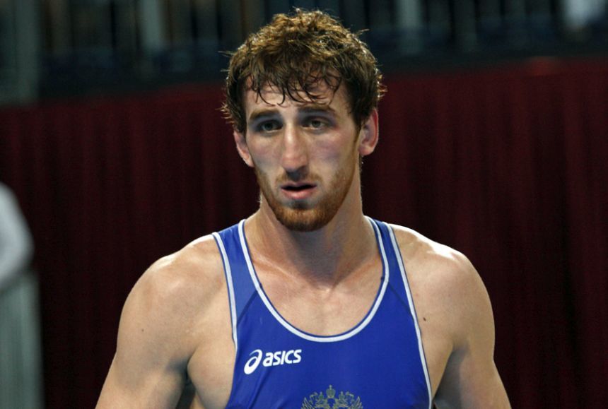 Lupte: Albert Saritov s-a calificat în sferturile de finală ale categoriei 97 kg de la Jocurile Olimpice