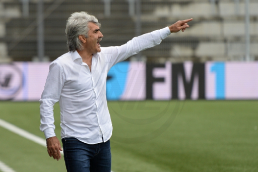 FC Wil, grupare la care este legitimat Paul Papp, a reziliat contractul antrenorului Ugur Tütüneker, unul dintre foştii fotbalişti pe numele cărora s-au emis mandate de arestare în Turcia