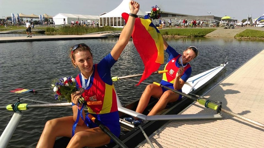 Echipajul feminin de dublu vâsle al României, medalie de bronz la CM de canotaj tineret de la Rotterdam