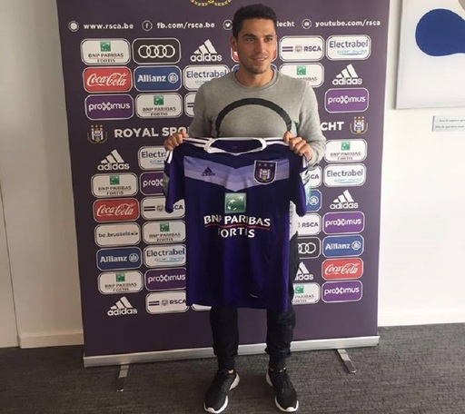 Stanciu: Am semnat cu Anderlecht şi mă întorc în cantonamentul naţionalei; mă bucur enorm pentru pasul important făcut astăzi