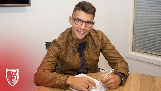 Mihai Dobre, 18 ani, a semnat un contract la Bournemouth