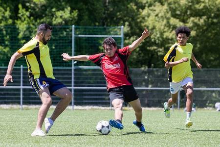 Turneu de fotbal cu echipe formate din migranţi, organizat în Elveţia