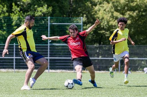 Turneu de fotbal cu echipe formate din migranţi, organizat în Elveţia