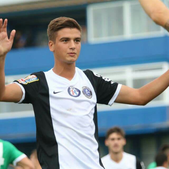 FC Viitorul a învins Pandurii Târgu Jiu, scor 1-0, şi a urcat pe poziţia a treia în clasamentul Ligii I