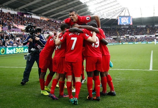 Liverpool a obţinut a patra victorie consecutivă în Premier League, scor 2-1 cu Swansea