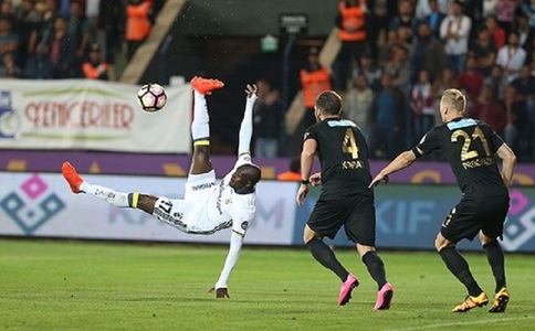 Osmanlispor a remizat cu Fenerbahce, scor 1-1, în campionatul Turciei